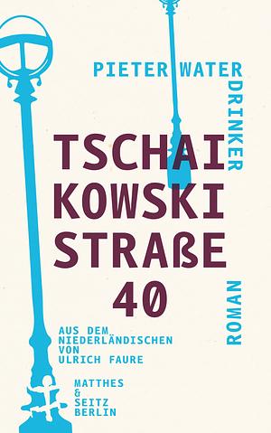 Tschaikowskistraße 40 by Pieter Waterdrinker
