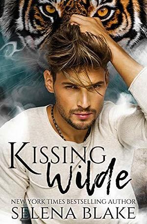 Kissing Wilde: A Boss/Secretary Paranormal Romance by Selena Blake, Selena Blake