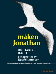 Måken Jonathan by Richard Bach