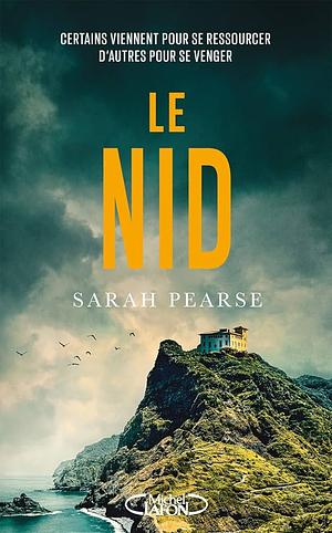 Le Nid by Sarah Pearse