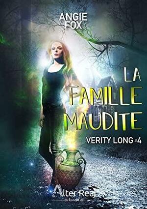 La Famille maudite by Angie Fox