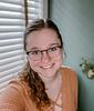lorenereadsbooks's profile picture