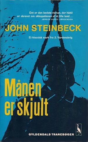 Månen er skjult by John Steinbeck