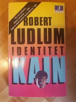 Identitet Kain by Tommy Schinkler, Robert Ludlum