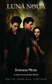 New Moon by Stephenie Meyer