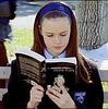 alexlovestoread's profile picture