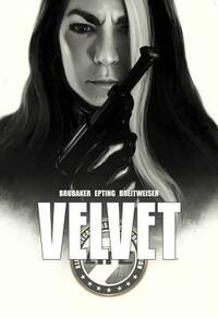 Velvet Deluxe Edition by Elizabeth Breitweiser, Steve Epting, Ed Brubaker