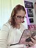 lizreads15's profile picture