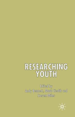 Researching Youth by Mark Cieslik