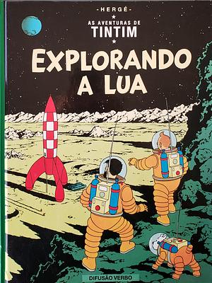 Explorando a Lua by Hergé