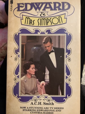 Edward & Mrs Simpson by A.C.H. Smith