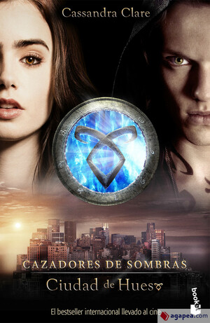 Ciudad de hueso by Cassandra Clare