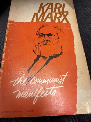 The Communist Manifesto, A Gateway Edition by Karl Marx