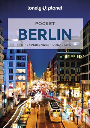 Pocket Berlin 8 by Andrea Schulte-Peevers