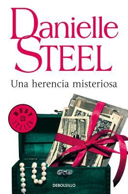 Una Herencia Misteriosa / Property of a Noblewoman by Danielle Steel