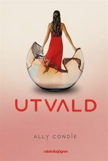 Utvald by Ally Condie