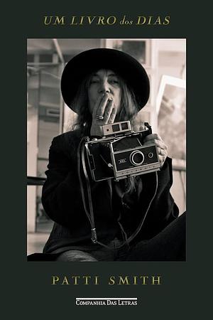 Um livro dos dias by Patti Smith