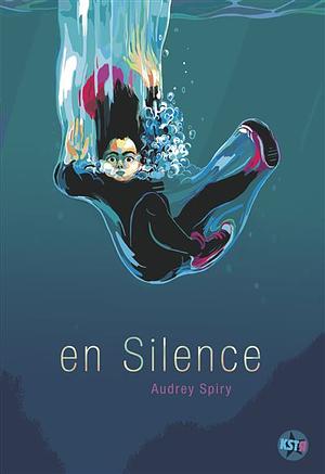 En silence by Audrey Spiry