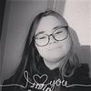 lisa_readsbooks's profile picture