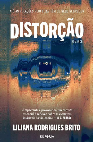 Distorção  by Liliana Rodrigues Brito