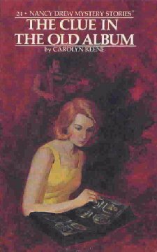 The Clue in the Old Album by Carolyn Keene