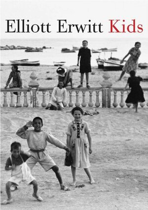 Elliott Erwitt: Kids by Elliott Erwitt