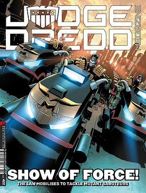 Judge Dredd Megazine 422 by Dan Abnett, Aleš Kot, Wayne Santos, Rory McConville, T.C. Eglington, Alec Worley