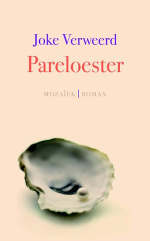 Pareloester by Joke Verweerd