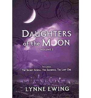 (Daughters of the Moon: Volume Two ) Author: Lynne Ewing Mar-2011 by Lynne Ewing, Lynne Ewing