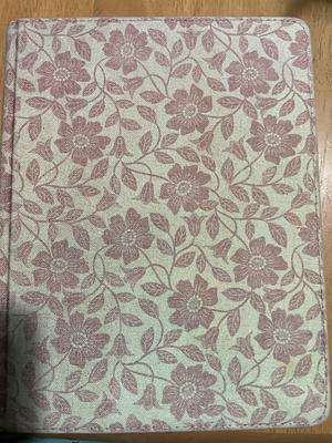 HCSB Notetaking Bible, Red Floral by Holman Bible Holman Bible Staff