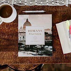 Romans - The Gospel of Grace, Vol 2 by The Daily Grace Co.