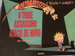 O tigre assassino ataca de novo by Bill Watterson