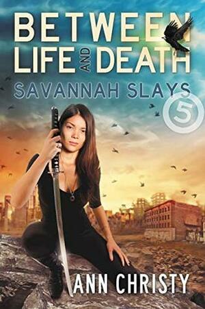 Savannah Slays by Ann Christy