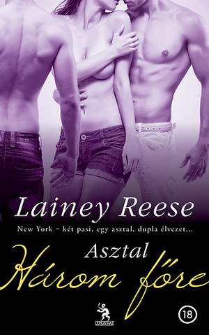 Asztal ​három főre by Lainey Reese