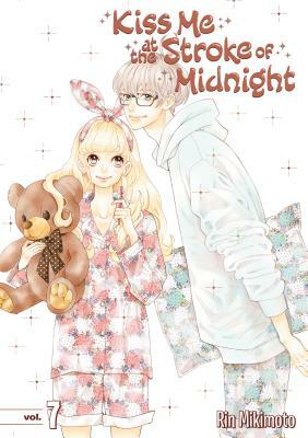 Kiss Me at the Stroke of Midnight, Vol. 7 by Rin Mikimoto