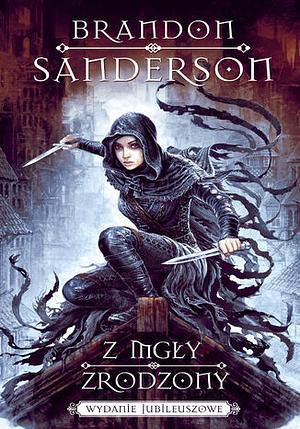 Z mgły zrodzony by Brandon Sanderson