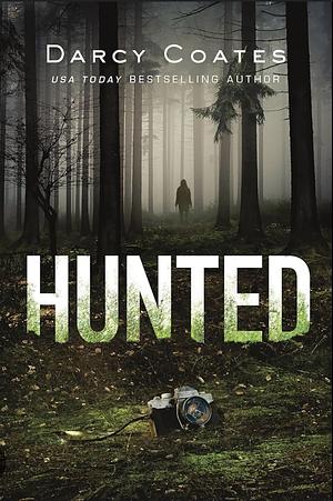 Hunted by Darcy Coates