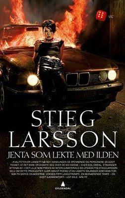 Jenta som lekte med ilden by Stieg Larsson