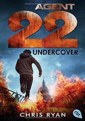 Agent 22 - Undercover by Chris Ryan