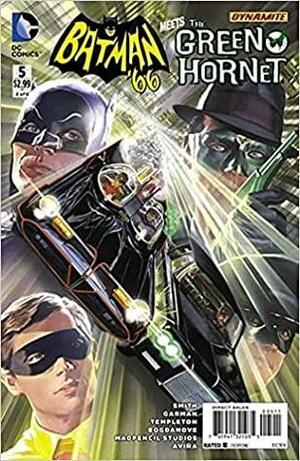 Batman '66 Meets The Green Hornet #5 by Kevin Smith