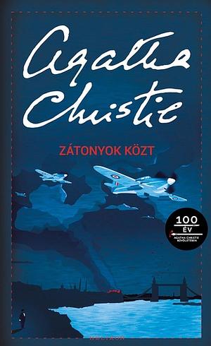 Zátonyok közt by Agatha Christie