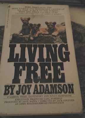 Living Free: The Story of Elsa and Her Cubs by Joy Adamson