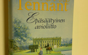 Epäsäätyinen avioliitto by Emma Tennant