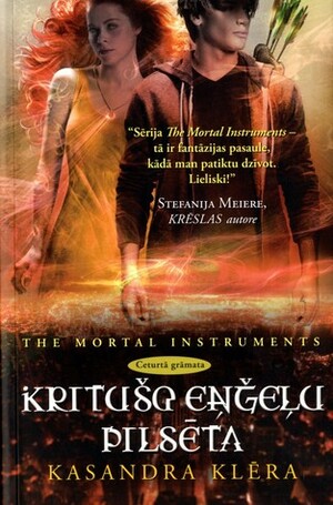 Kritušo eņģeļu pilsēta by Cassandra Clare