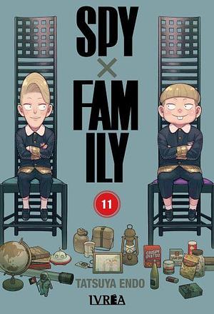 Spy × Family, Vol. 11 by Nathalia Ferreyra, Tatsuya Endo