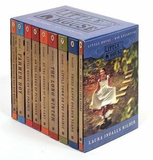 Little House 9 Book Box Set by Garth Williams, Laura Ingalls Wilder