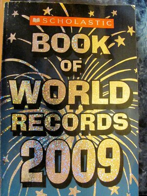 Mysteries and Marvels of the Past: Historical Records of Phenomenal Discoveries (Guinness World Records) by Celeste Lee, Ryan Herndon