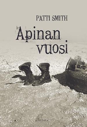 Apinan vuosi by Patti Smith