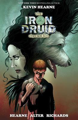 Hounded: The Graphic Novel by Kevin Hearne, Cliff Richards
