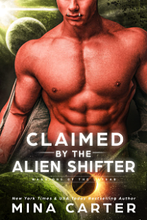 Claimed by the Alien Shifter by Mina Carter